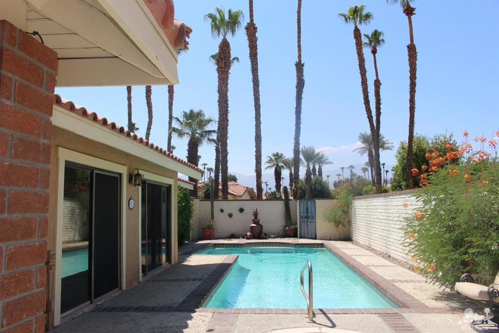 324 Paseo Primavera, Palm Desert, CA 92260