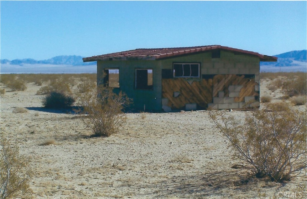 0 Kern, 29 Palms, CA 92277