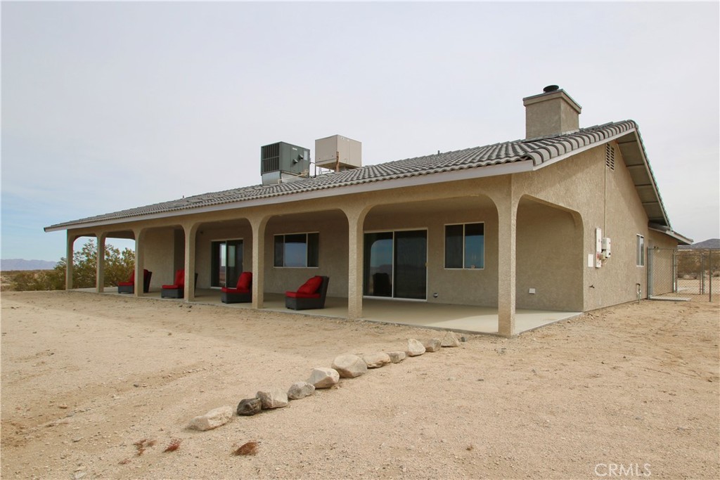 8207 Utah, 29 Palms, CA 92277