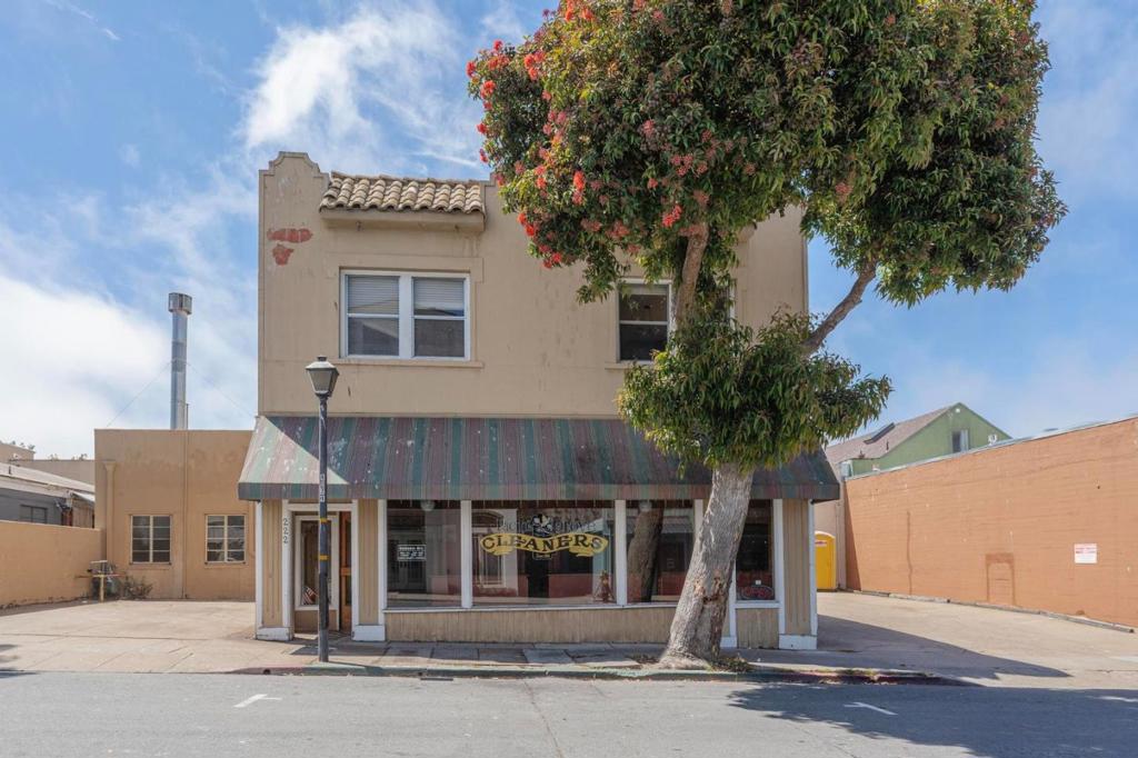 222 Grand Avenue, Pacific Grove, CA 93950