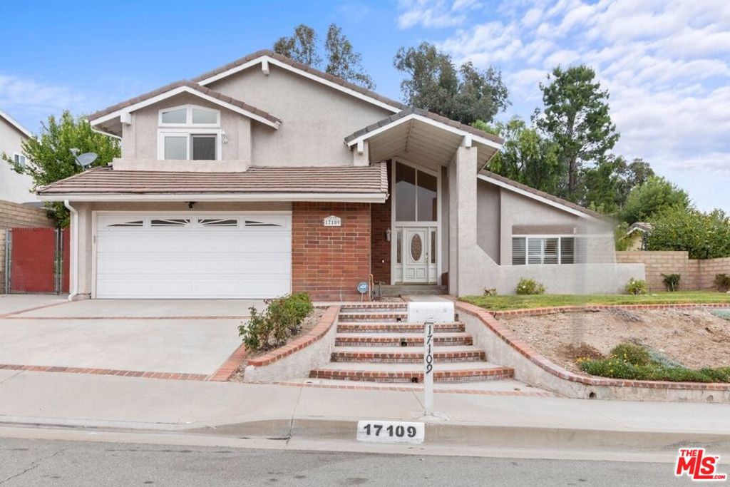 17109 Canvas Street, Canyon Country, CA 91387