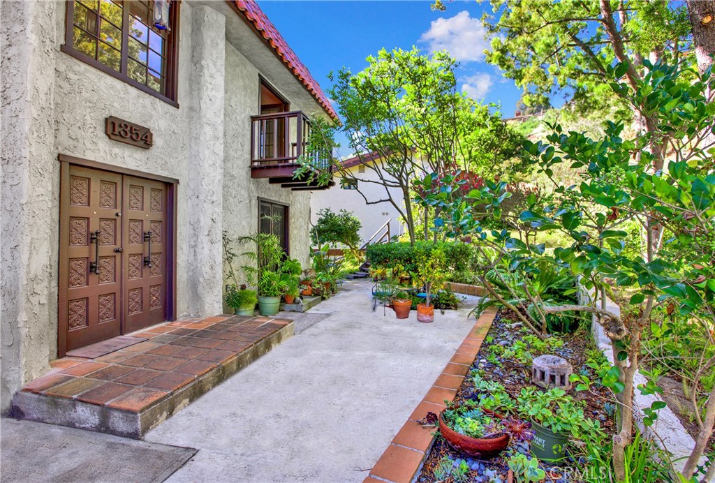 1354 Morningside Drive, Laguna Beach, CA 92651