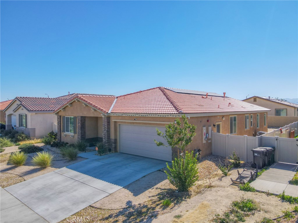 1820 E Avenue H-7, Lancaster, CA 93535