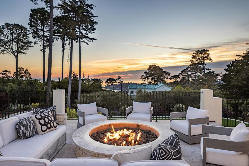 1544 Viscaino Road, Pebble Beach, CA 93953