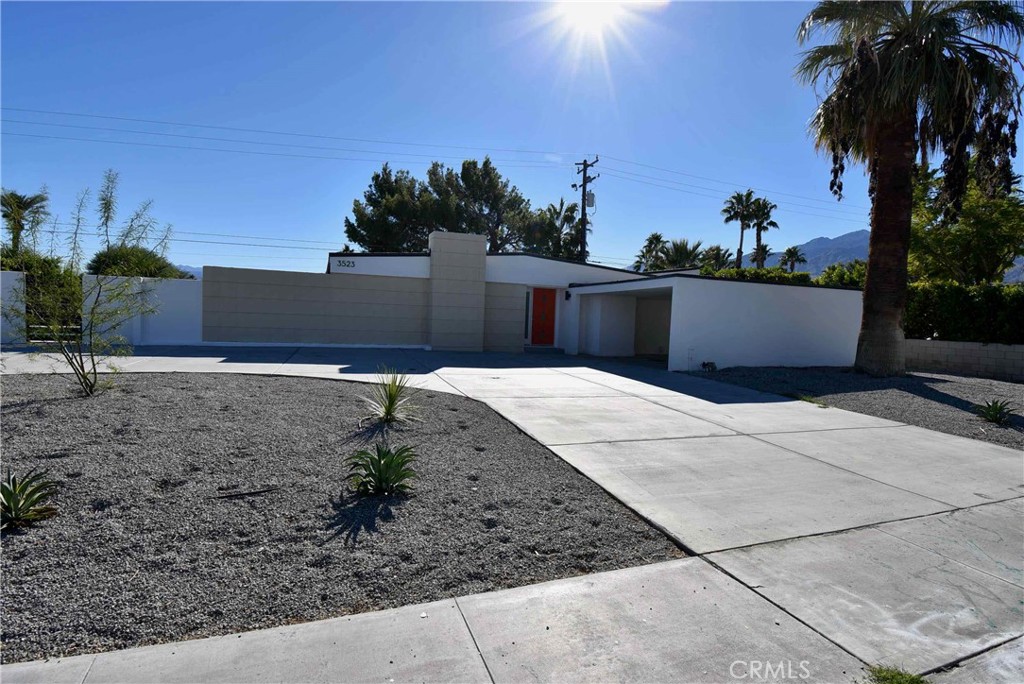 3523 E Paseo Barbara, Palm Springs, CA 92262