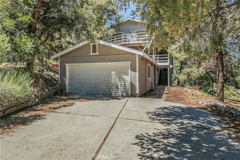 2405 Yellowstone Court, Pine Mountain Club, CA 93225