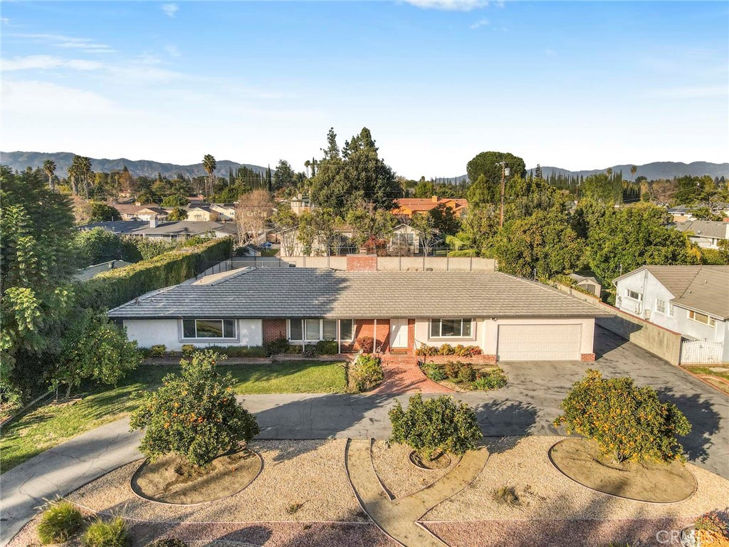 17411 Osborne Street, Sherwood Forest, CA 91325