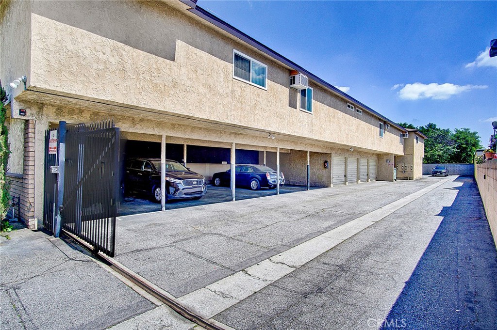 12024 Bellflower Boulevard | Similar Property Thumbnail