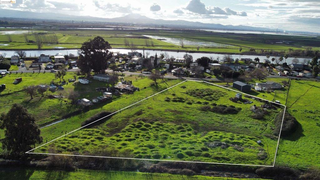 2115 Taylor Rd, Bethel Island, CA 94511