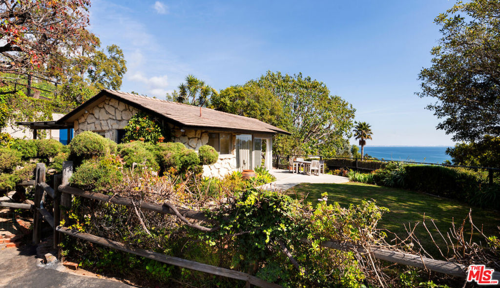 22535 Carbon Mesa Rd., Malibu, CA 90265