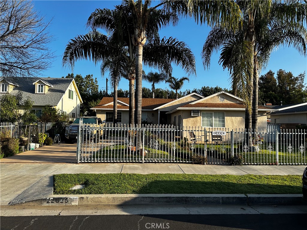 22625 Kittridge Street | Similar Property Thumbnail