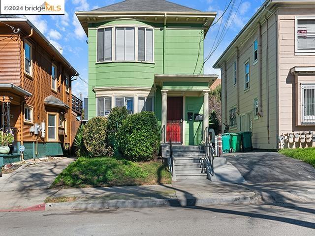 698 Brockhurst St | Similar Property Thumbnail 2