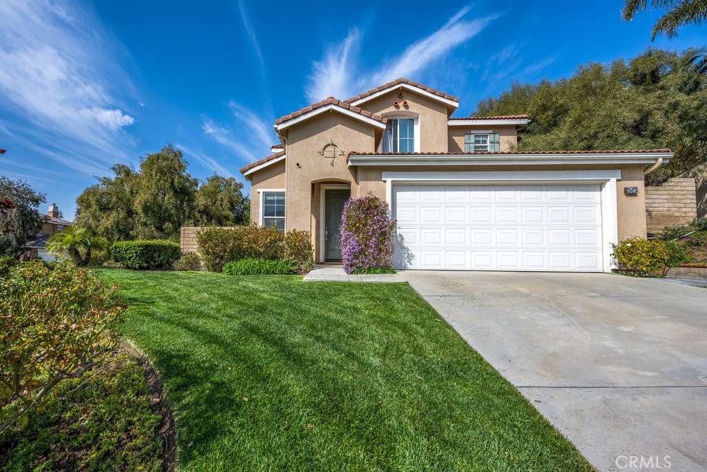 28475 Santa Catarina Rd, Saugus, CA 91350