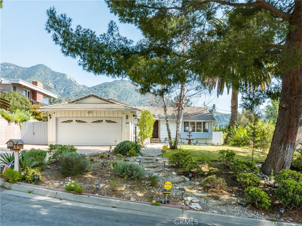 2334 Jayma Ln, La Crescenta, CA 91214