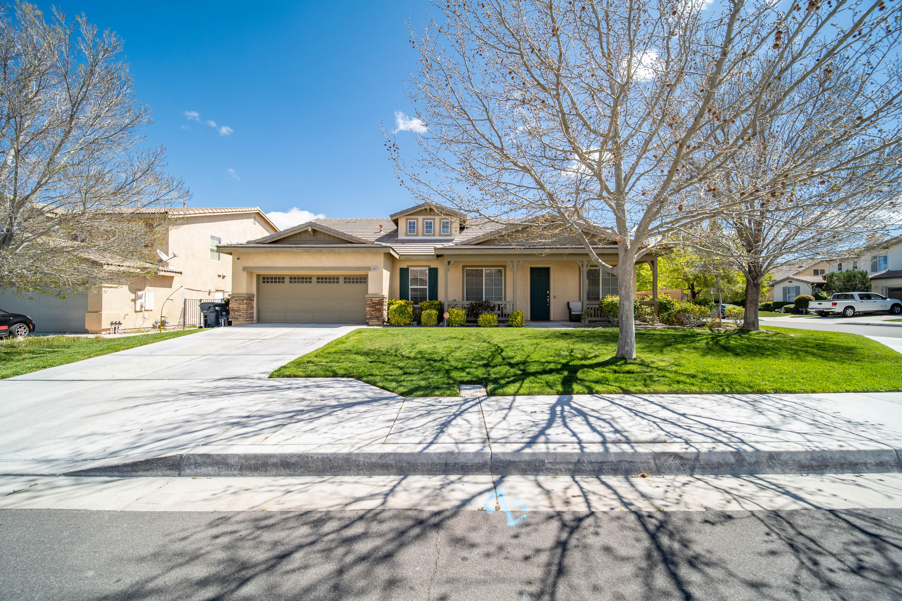 44022 Raven Lane, Lancaster, CA 93536