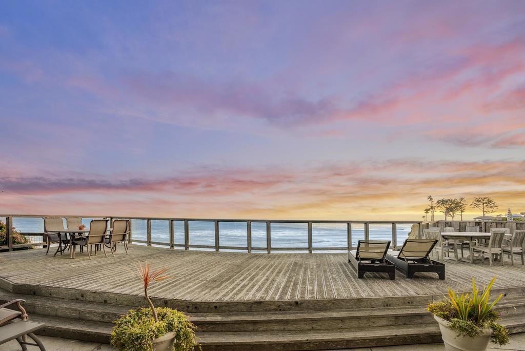 4820 Opal Cliff Drive, #202, Capitola, CA 95010