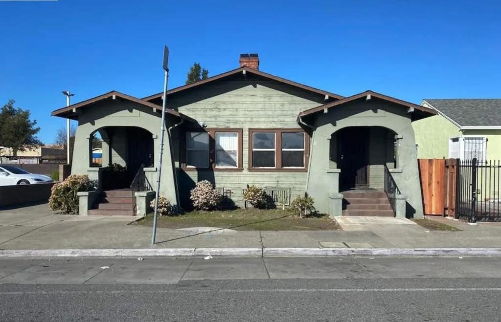 1423 73Rd Avenue | Similar Property Thumbnail