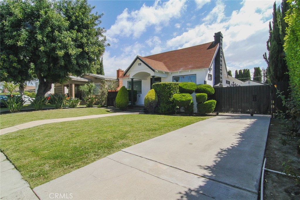 3894 Arlington Avenue, Los Angeles, CA 90008