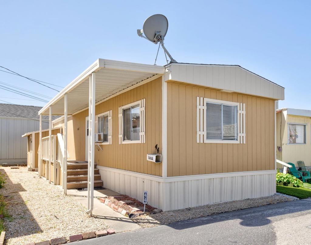 835 Kimball Avenue, Seaside, CA 93955