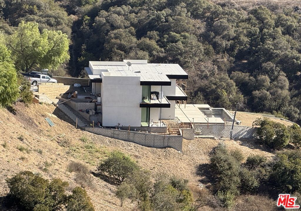 2551 Old Topanga Canyon Road | Similar Property Thumbnail 3