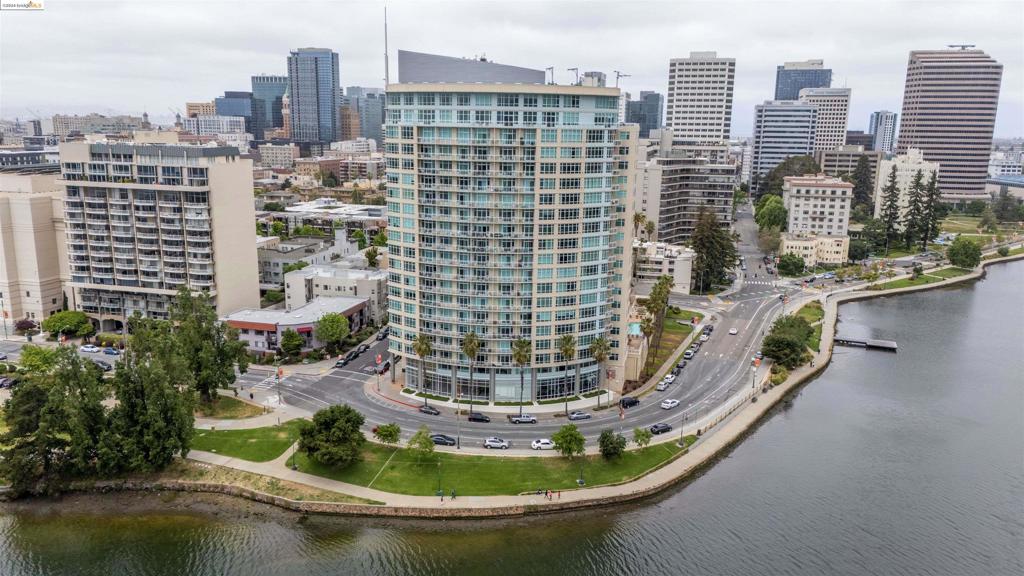 1 Lakeside , #1808, Oakland, CA 94612