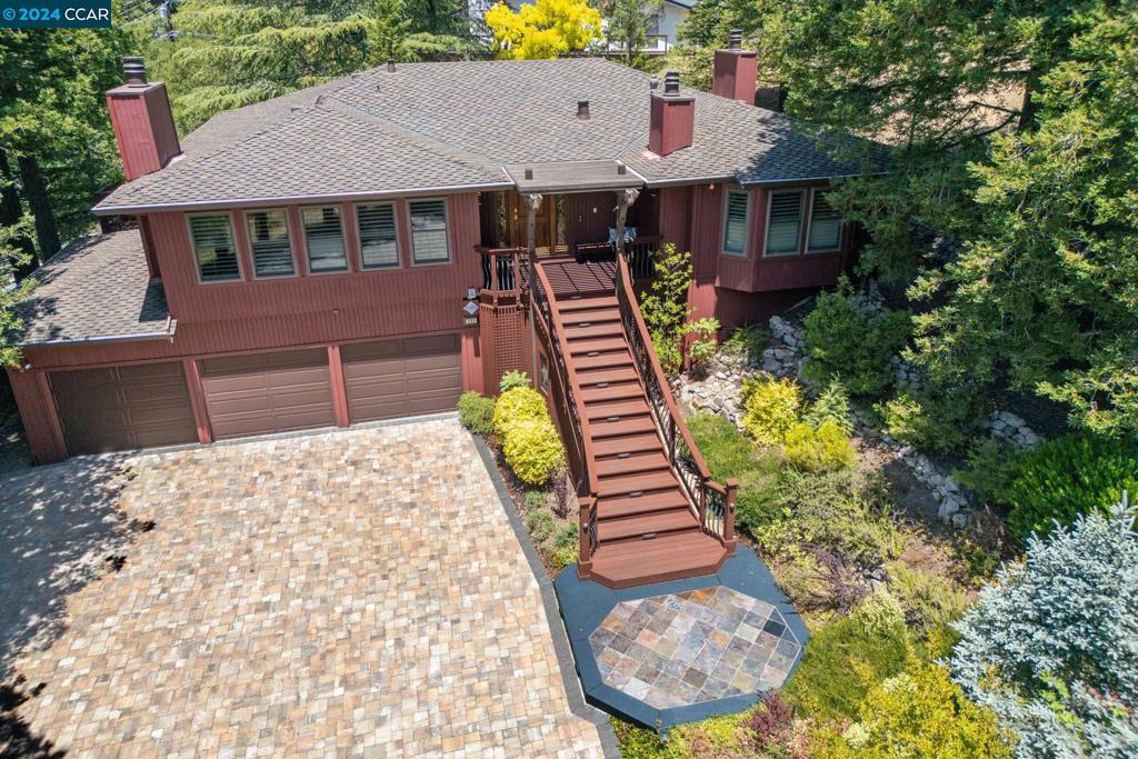 241 Hall Dr, Orinda, CA 94563