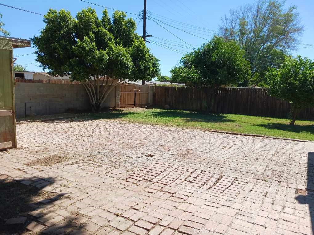 351 W C Street, Brawley, CA 92227