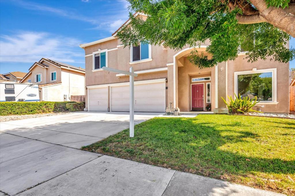 2171 Cypress Street, Hollister, CA 95023