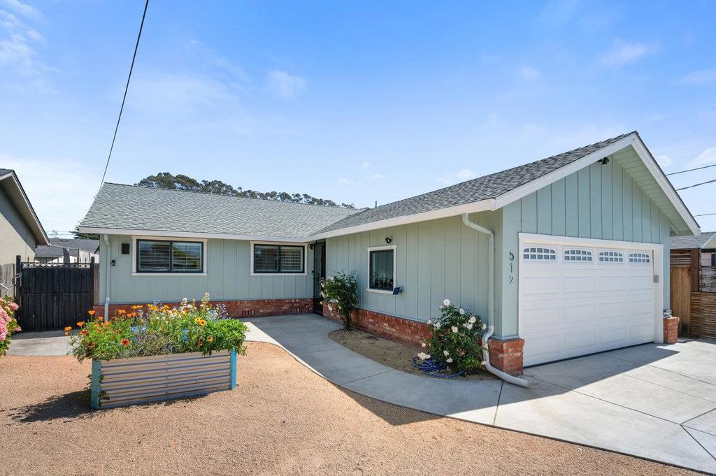 512 Metzgar Street, Half Moon Bay, CA 94019