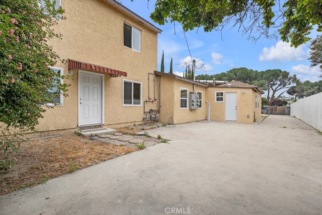 10709 Sherman Place, Sun Valley, CA 91352