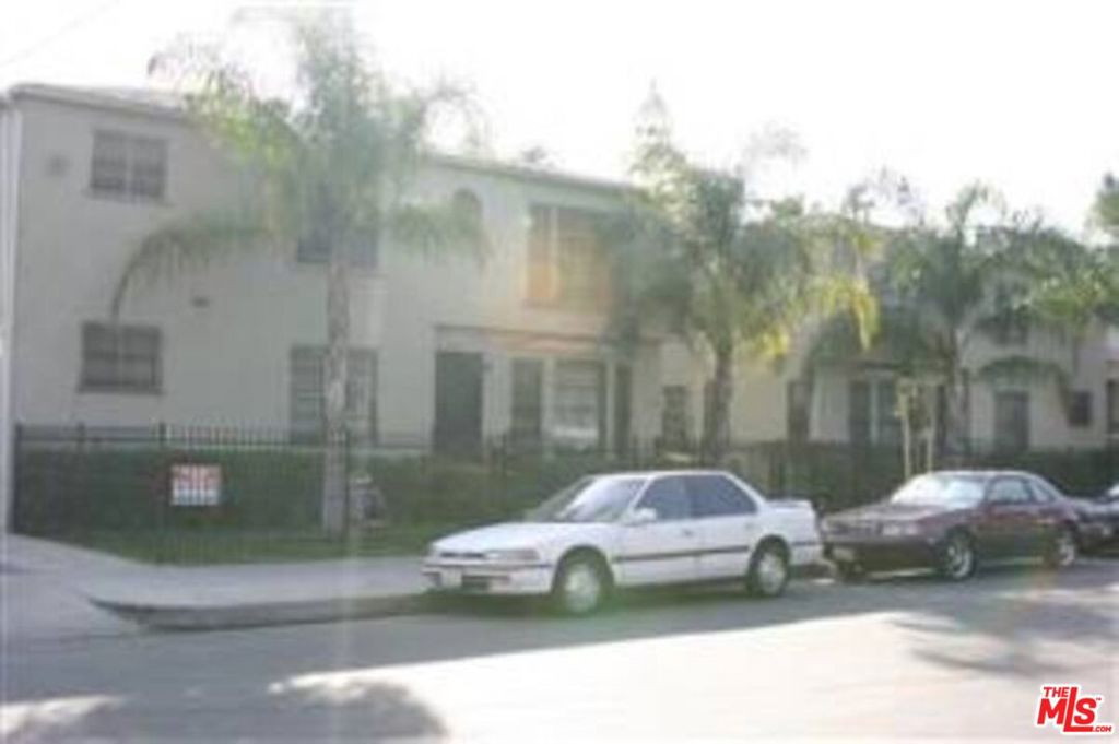 1414 W 25Th Street | Similar Property Thumbnail 5