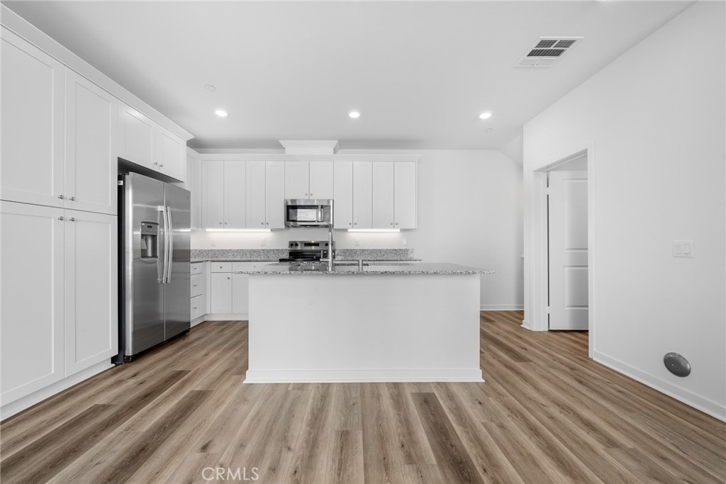 9421 1/2 N Sepulveda Blvd. , #6 | Similar Property Thumbnail