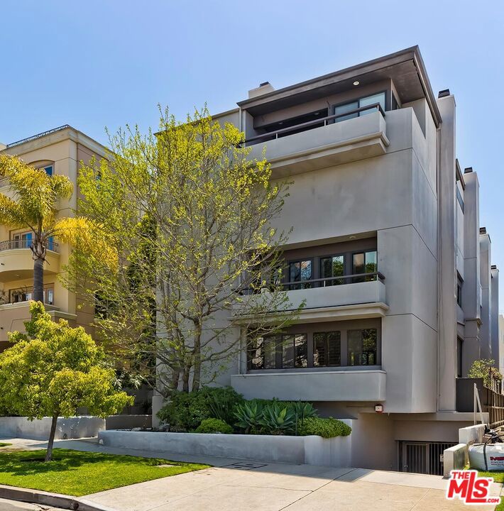 11922 Gorham Avenue, #3, Los Angeles, CA 90049