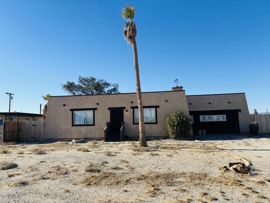 1501 Artic Avenue, Thermal, CA 92274