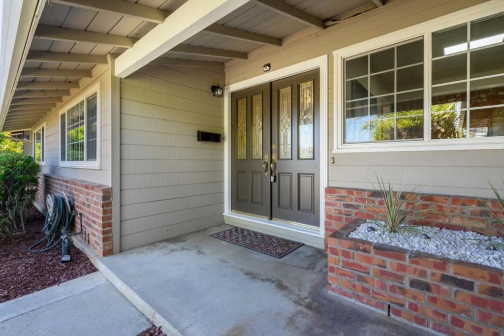 1621 Lewiston Drive, Sunnyvale, CA 94087