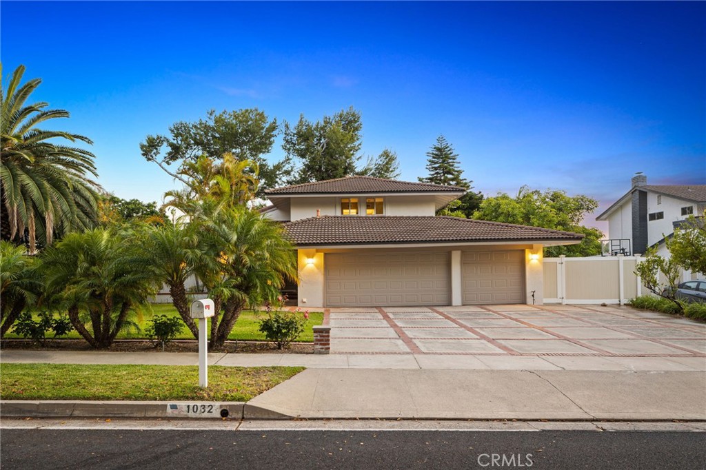 1032 Hyde Park Drive, North Tustin, CA 92705