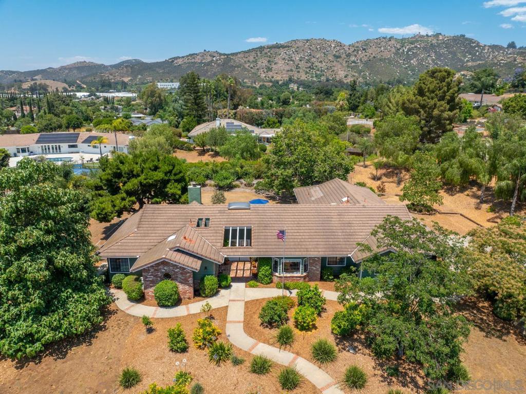 1704 Marilyn Ln, San Marcos, CA 92069