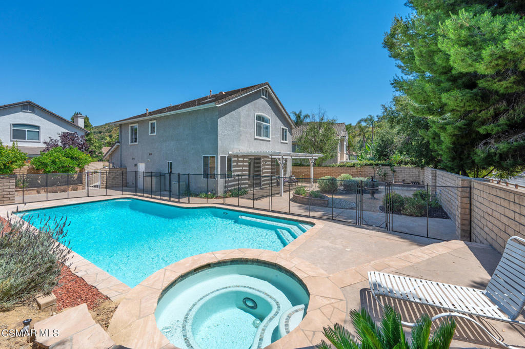 2517 Renata Court, Thousand Oaks, CA 91362