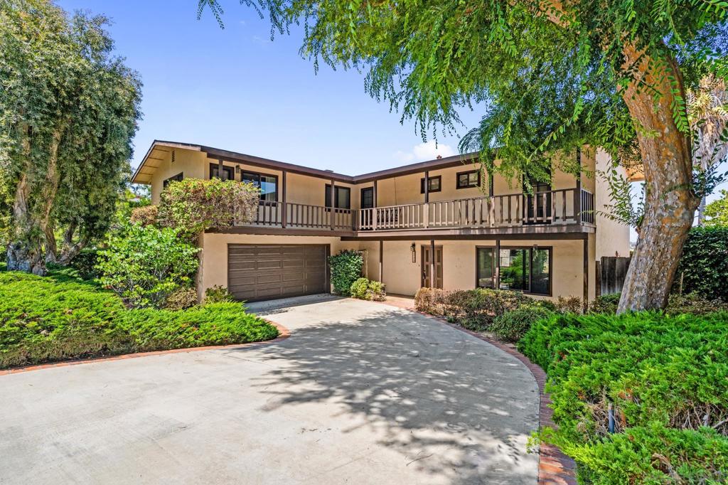 5777 Desert View Dr, La Jolla, CA 92037