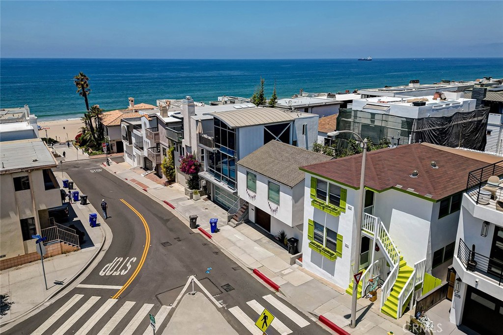 202 15Th Place, Manhattan Beach, CA 90266