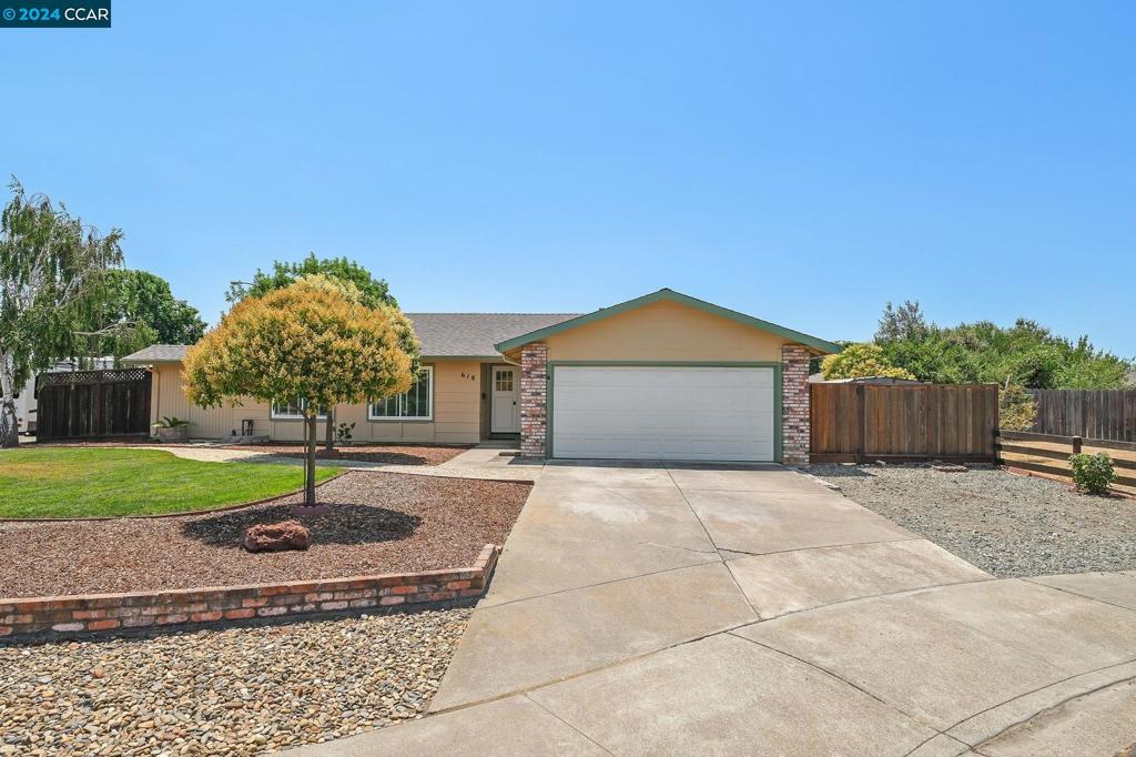 618 Carlsbad Ct, Livermore, CA 94551