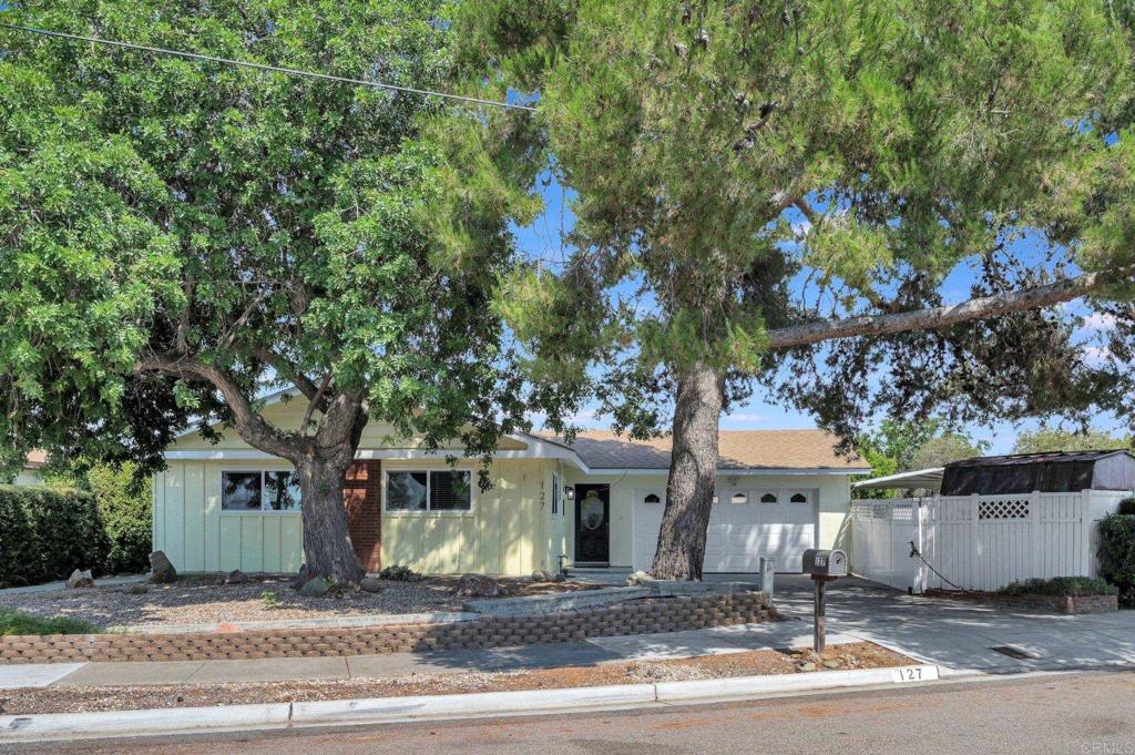 127 Colbert Drive, Spring Valley, CA 91977