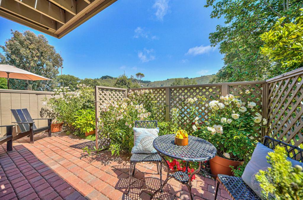 3850 Rio Road, #50, Carmel, CA 93923