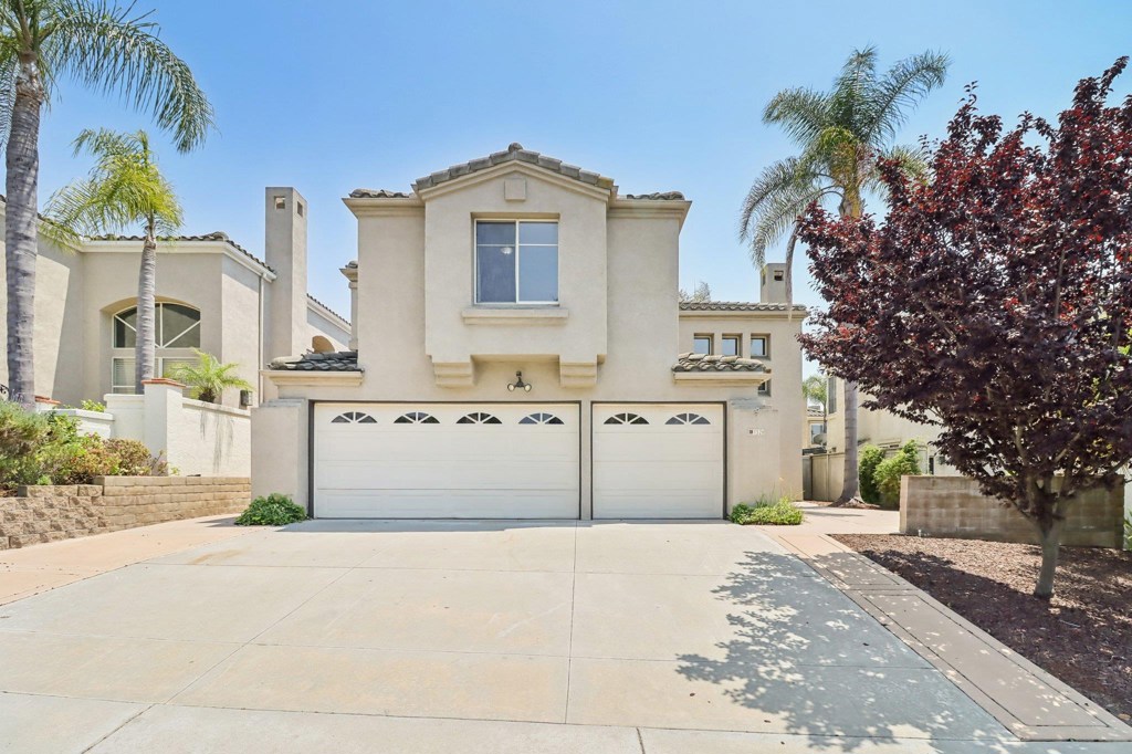 1526 Clearwater Rdg, Vista, CA 92081