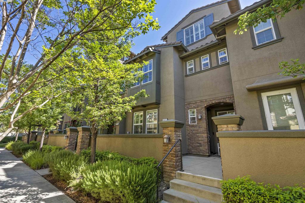 5072 Fioli Loop, San Ramon, CA 94582-5987