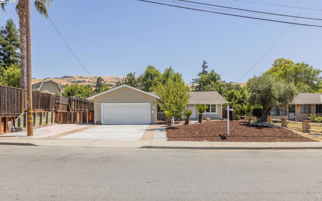 400 Mahoney Dr, San Jose, CA 95127