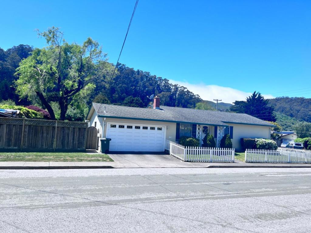 1340 Alicante Drive, Pacifica, CA 94044