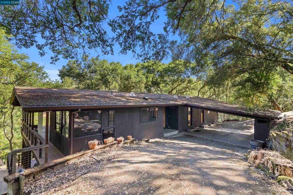 639 Miner Rd, Orinda, CA 94563