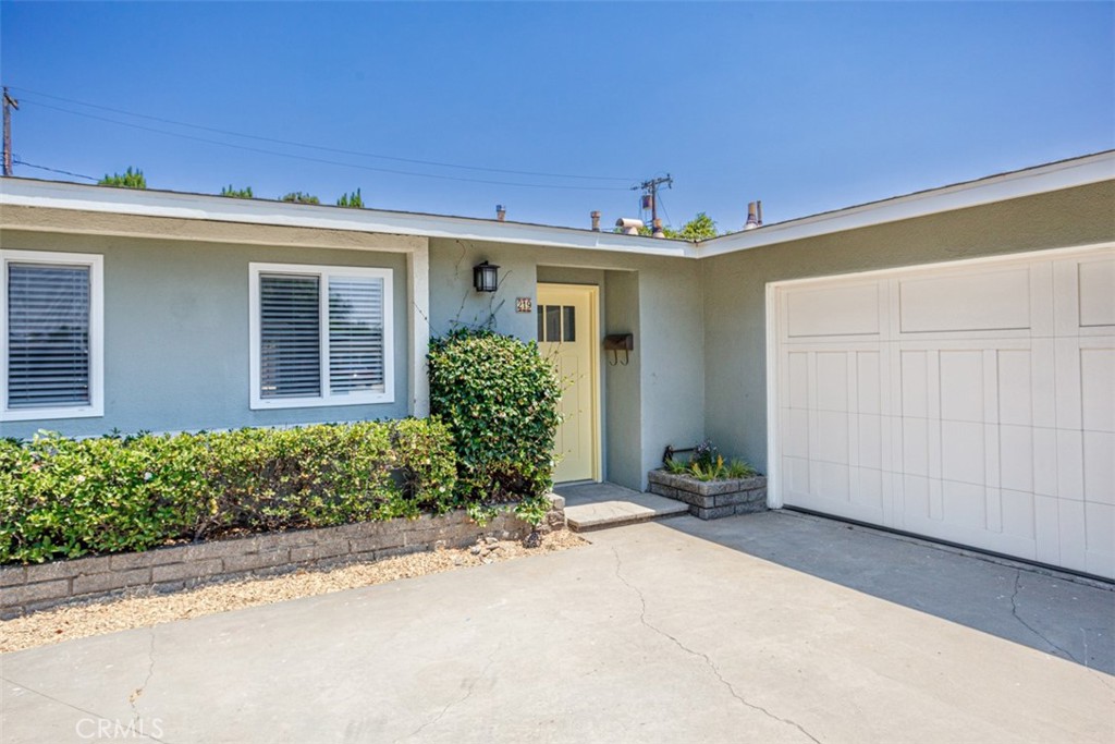 219 E Wilson Avenue, Orange, CA 92867