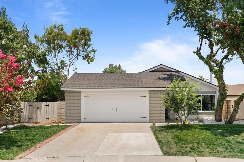 8415 Williamsburg Place, Riverside, CA 92504